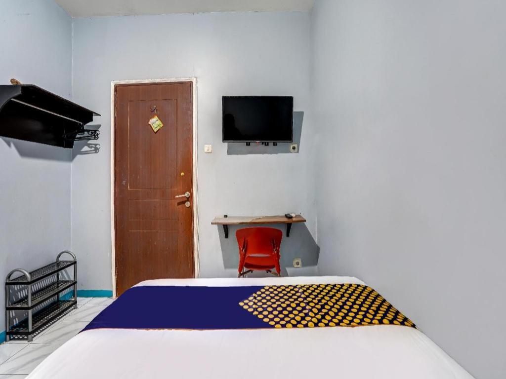 Spot On 90147 Gosepa Ambengan Plaza Hotel Surabaya